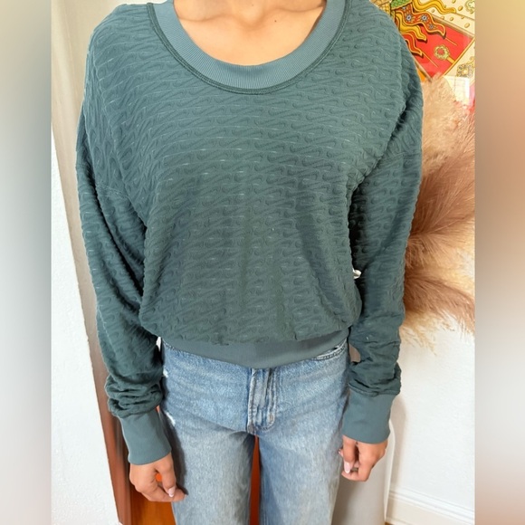 Nike Tops - Preowned, Women’s Reversible Long sleeve Nike Athletic Top finger sleevesSize XS